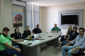 Executivo realiza reunião emergencial  para avaliar prejuízos causados pela estiagem em Entre-Ijuís