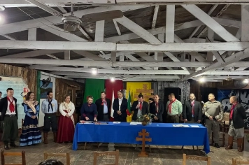 Executivo prestigia Sessão Solene da Câmara de Vereadores