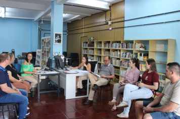 COMTUR promove reunião