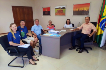 Executivo recebe organizadores do 3º Cross do Vinho