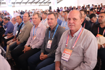 Executivo participa de Assembleia de Verão da FAMURS