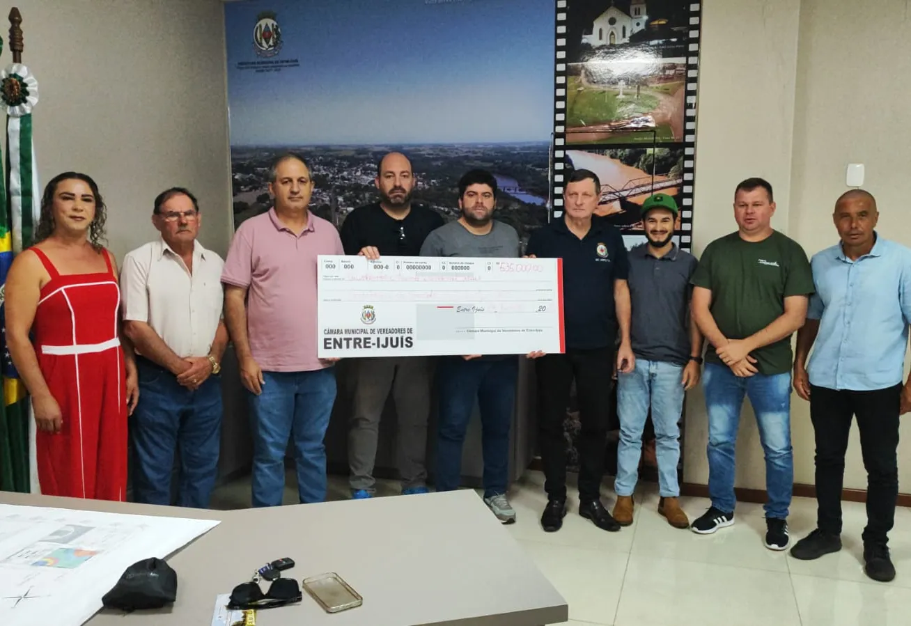 Câmara de Vereadores entrega emenda de R$535 mil para a saúde